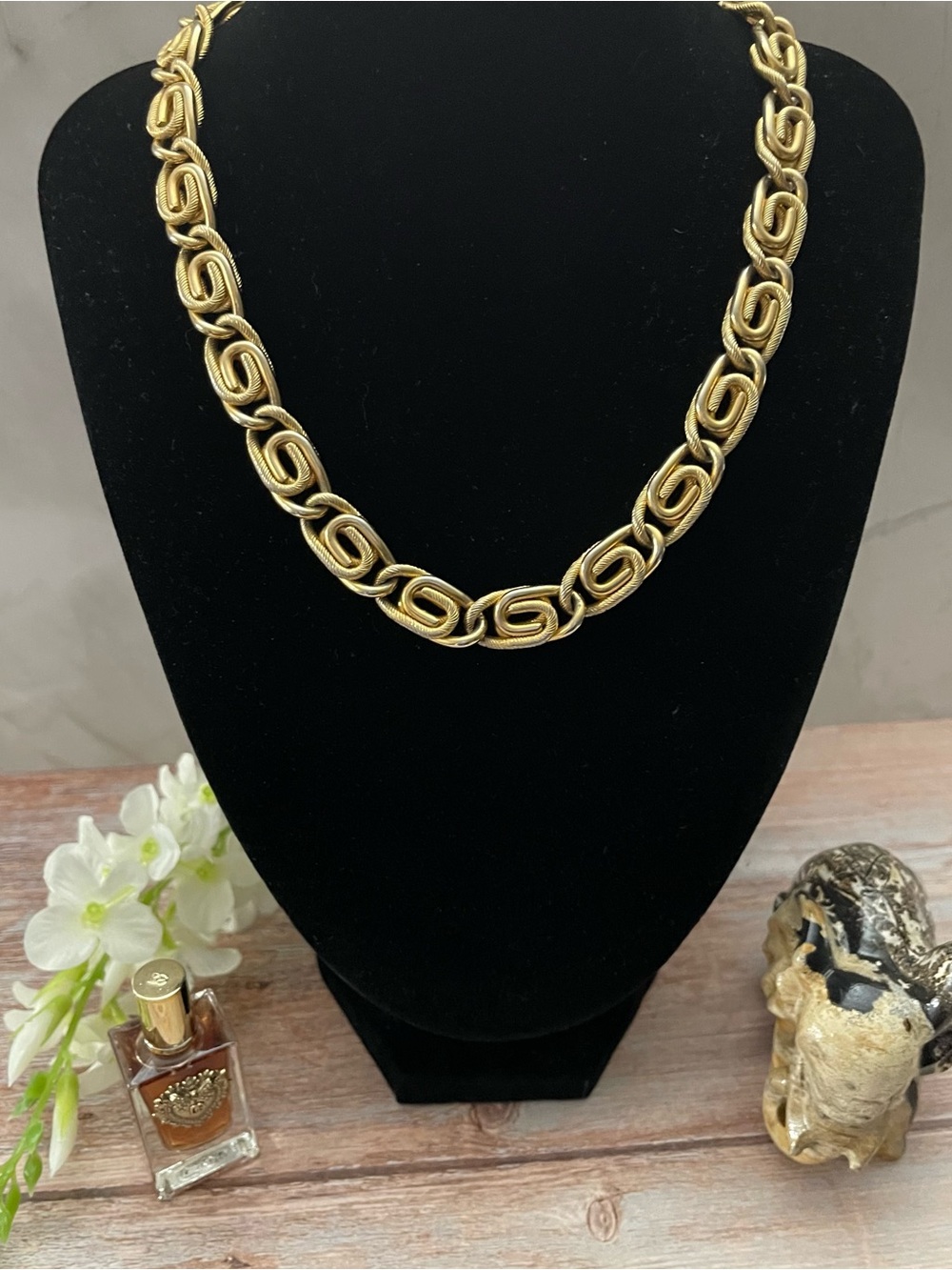 Sarah Coventry Vintage Chunky Chain Necklace 17.5" Gold Tone STUNNING!